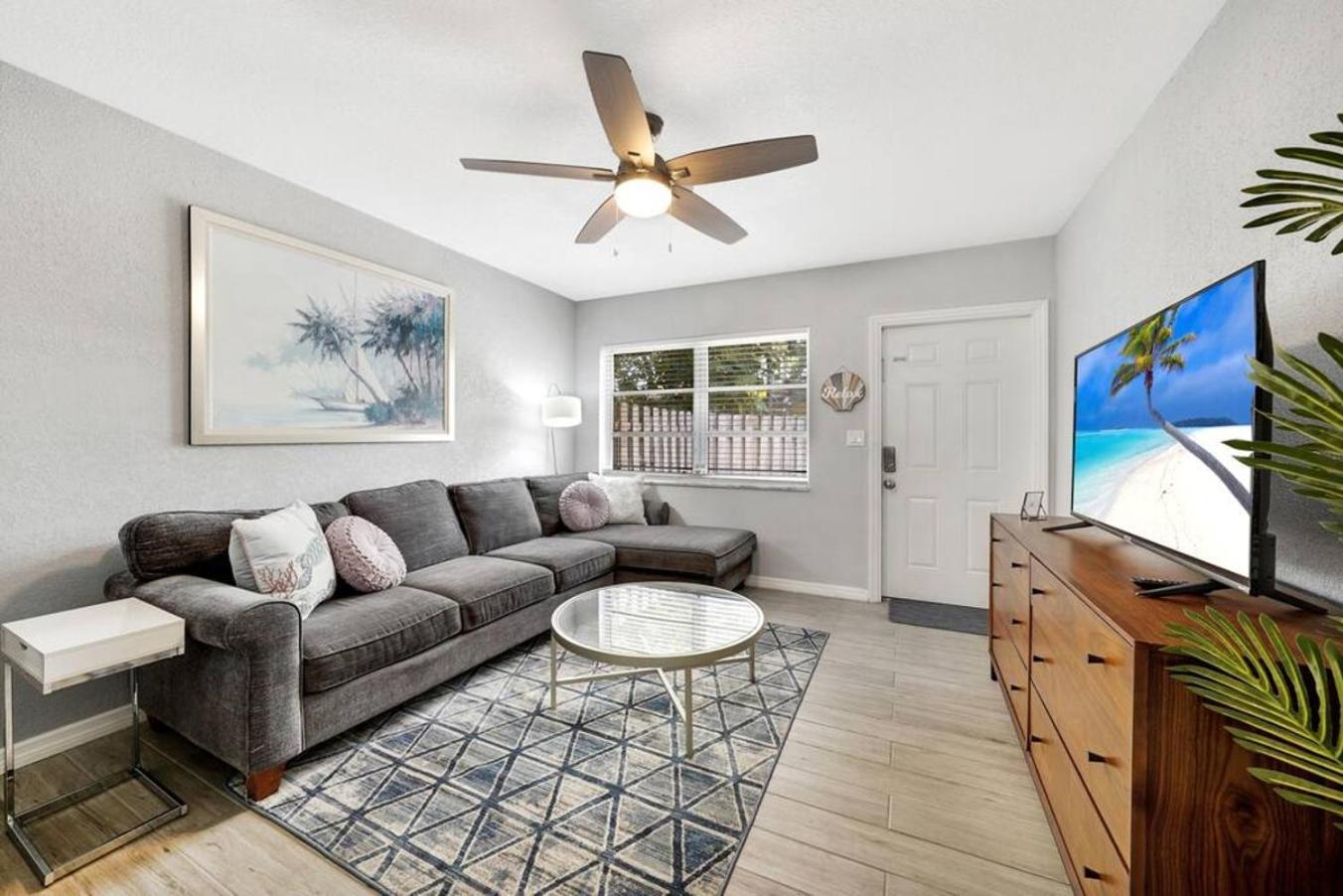 Lovely 1 Bedroom - Just Beachy By Pmi Fort Lauderdale Extérieur photo