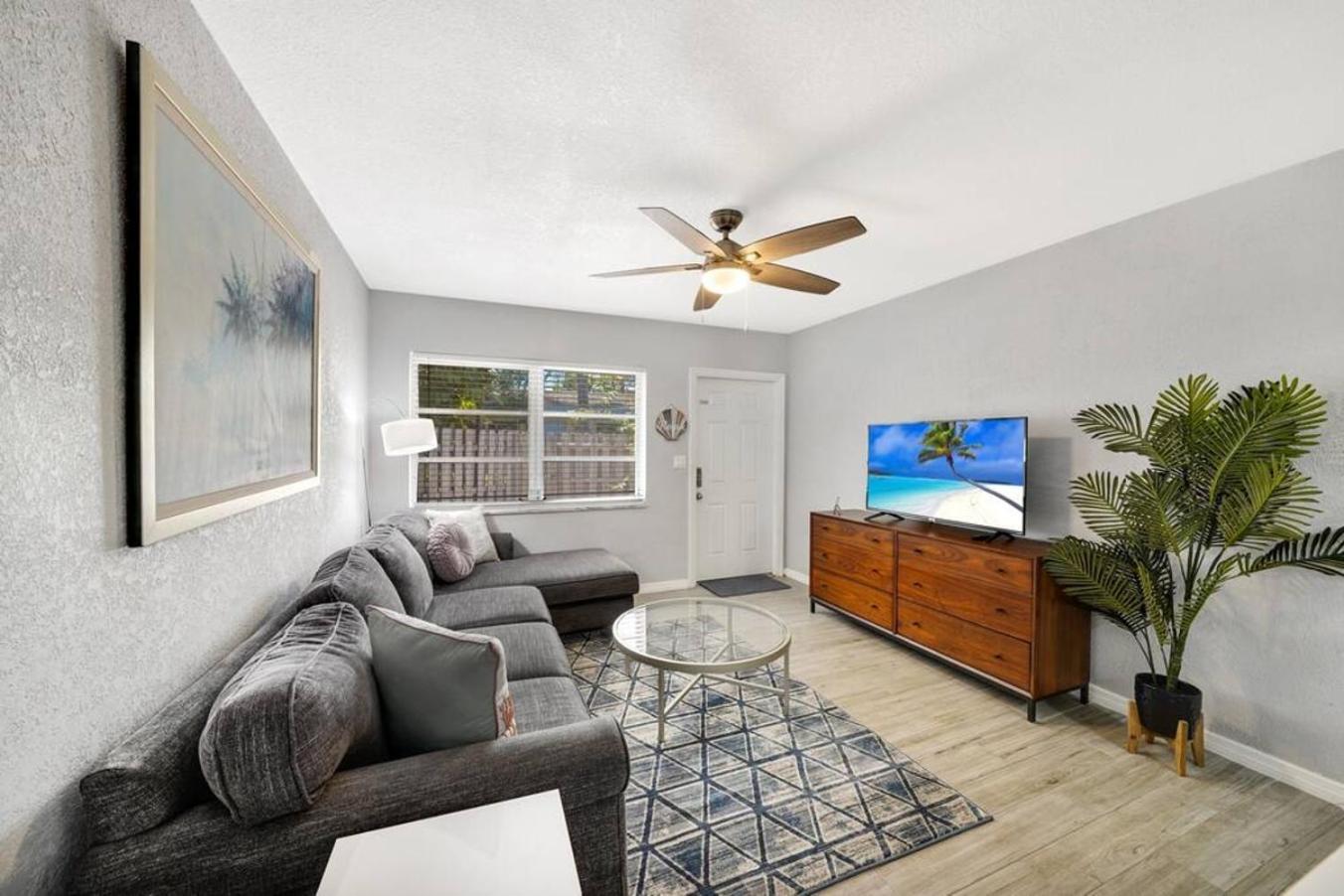 Lovely 1 Bedroom - Just Beachy By Pmi Fort Lauderdale Extérieur photo